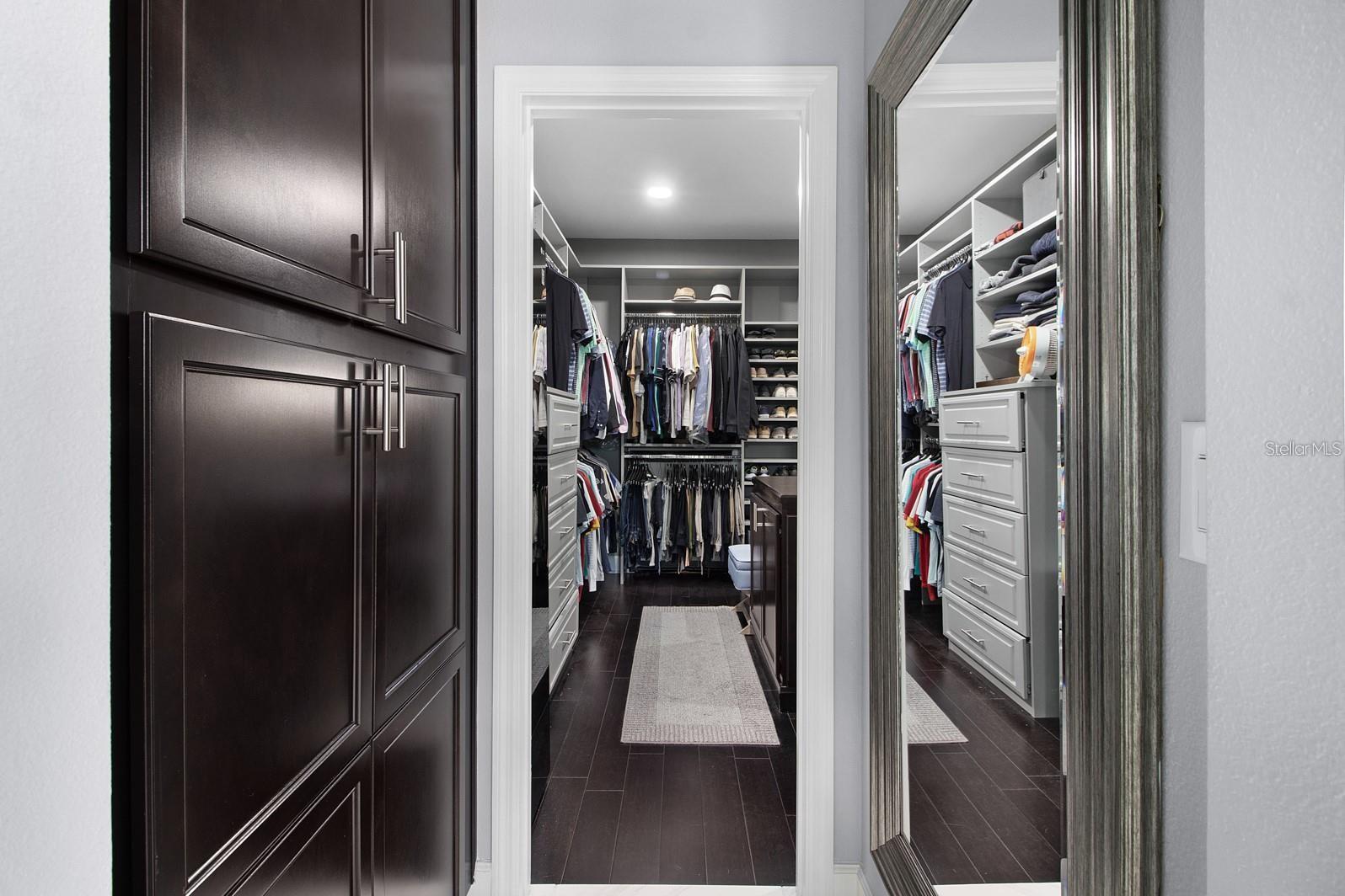 Listing photo id 38 for 4371 Summer Breeze Way