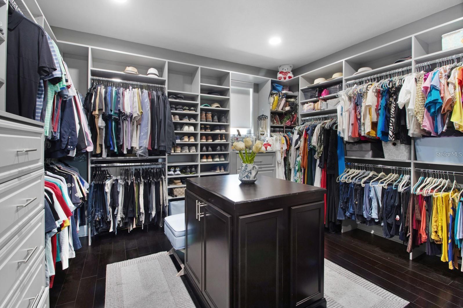 Listing photo id 39 for 4371 Summer Breeze Way