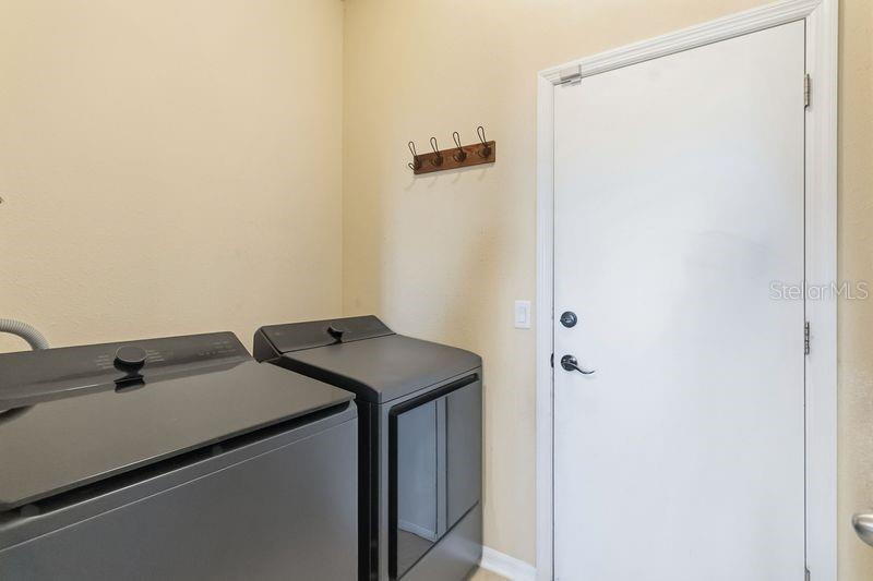 Image 10 of 42 For 5450 Silver Thistle Lane