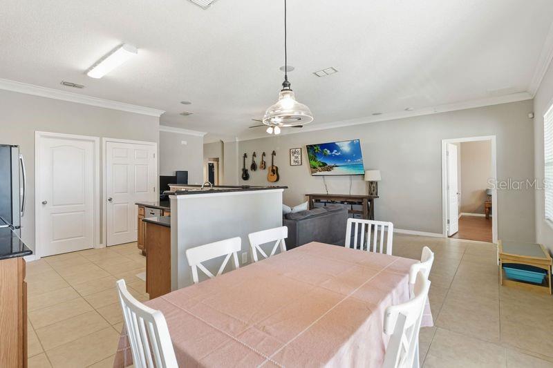 Image 14 of 42 For 5450 Silver Thistle Lane