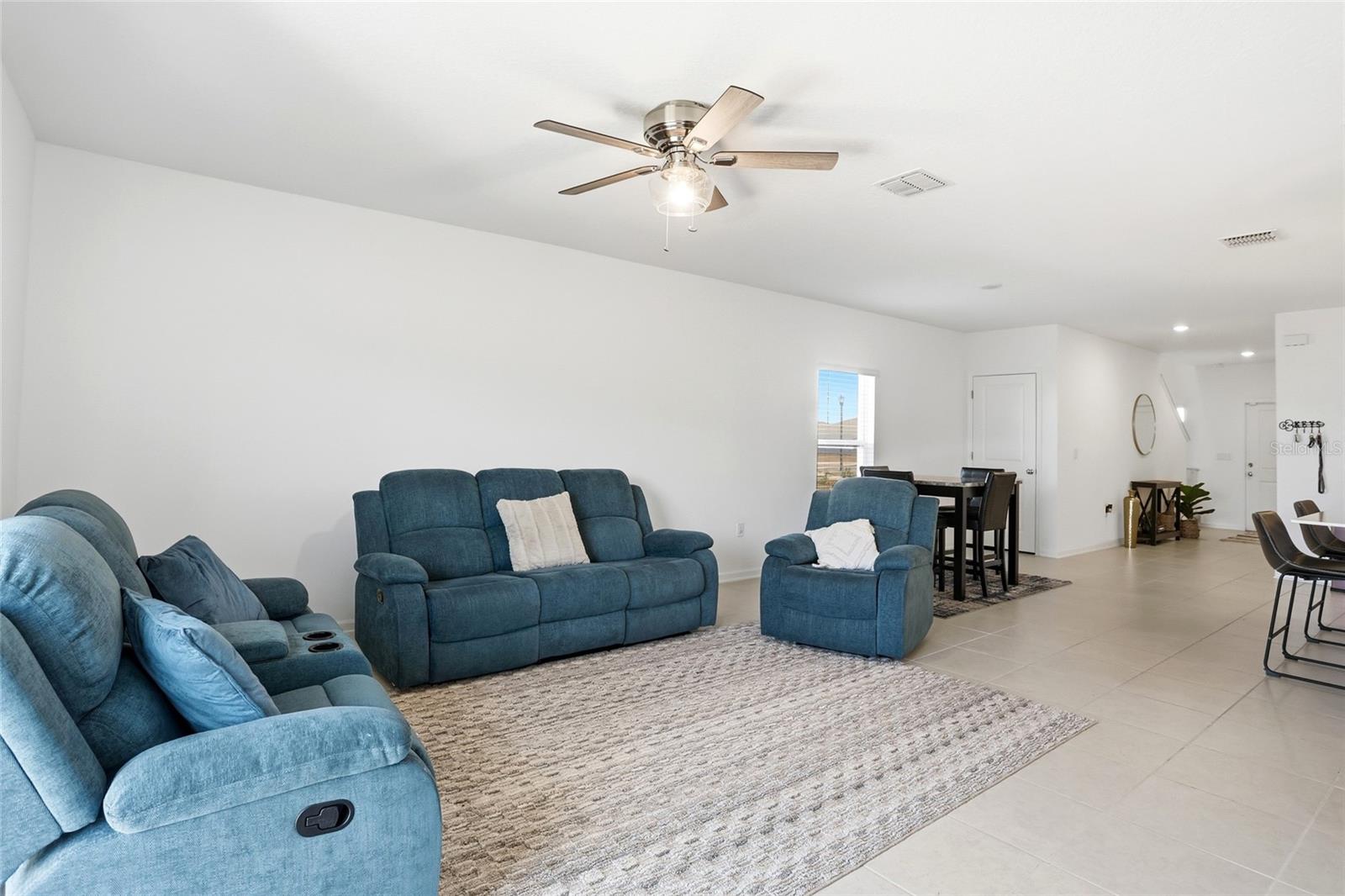 Image 18 of 47 For 4738 Guinep Lane