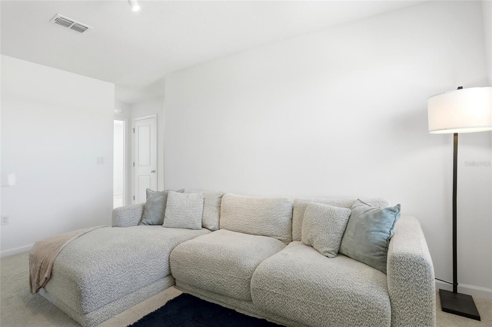 Image 36 of 47 For 4738 Guinep Lane