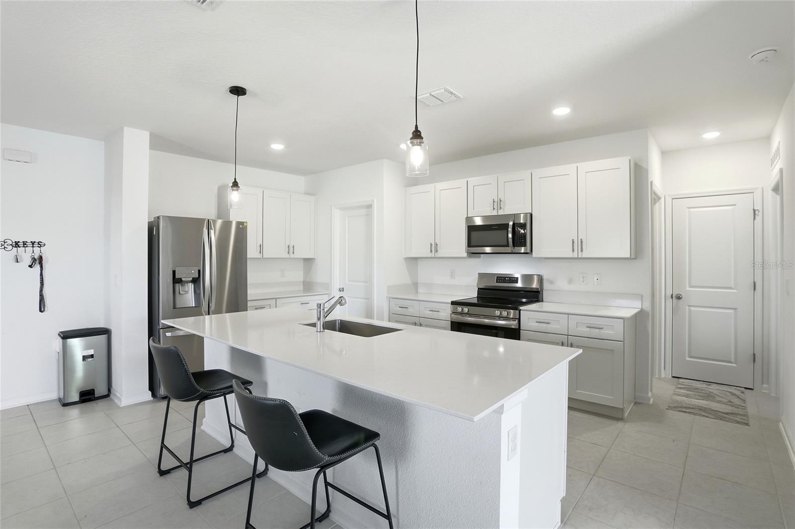 Image 9 of 47 For 4738 Guinep Lane