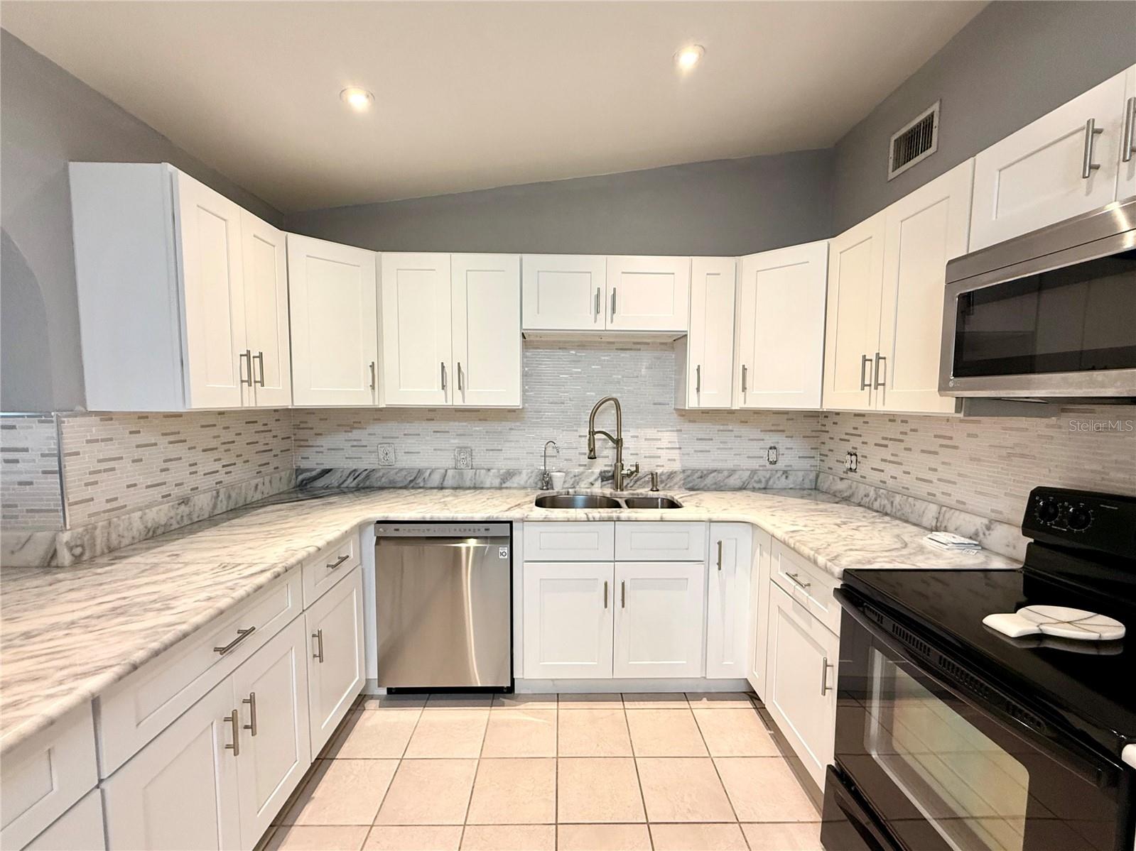 Image 18 of 43 For 5312 Goddard Avenue