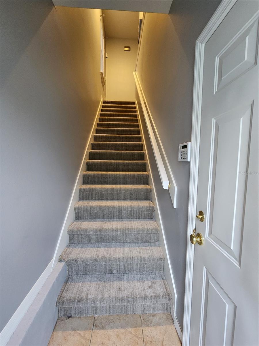 Image 2 of 18 For 1014 Persimmon Street B