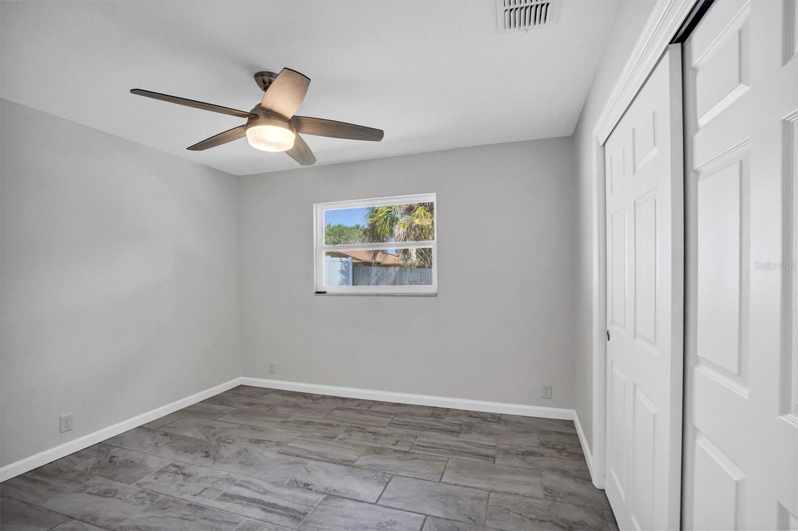 Image 23 of 35 For 120 Sandburg Lane