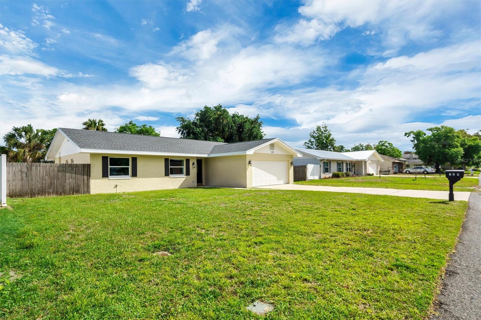 Image 5 of 35 For 120 Sandburg Lane