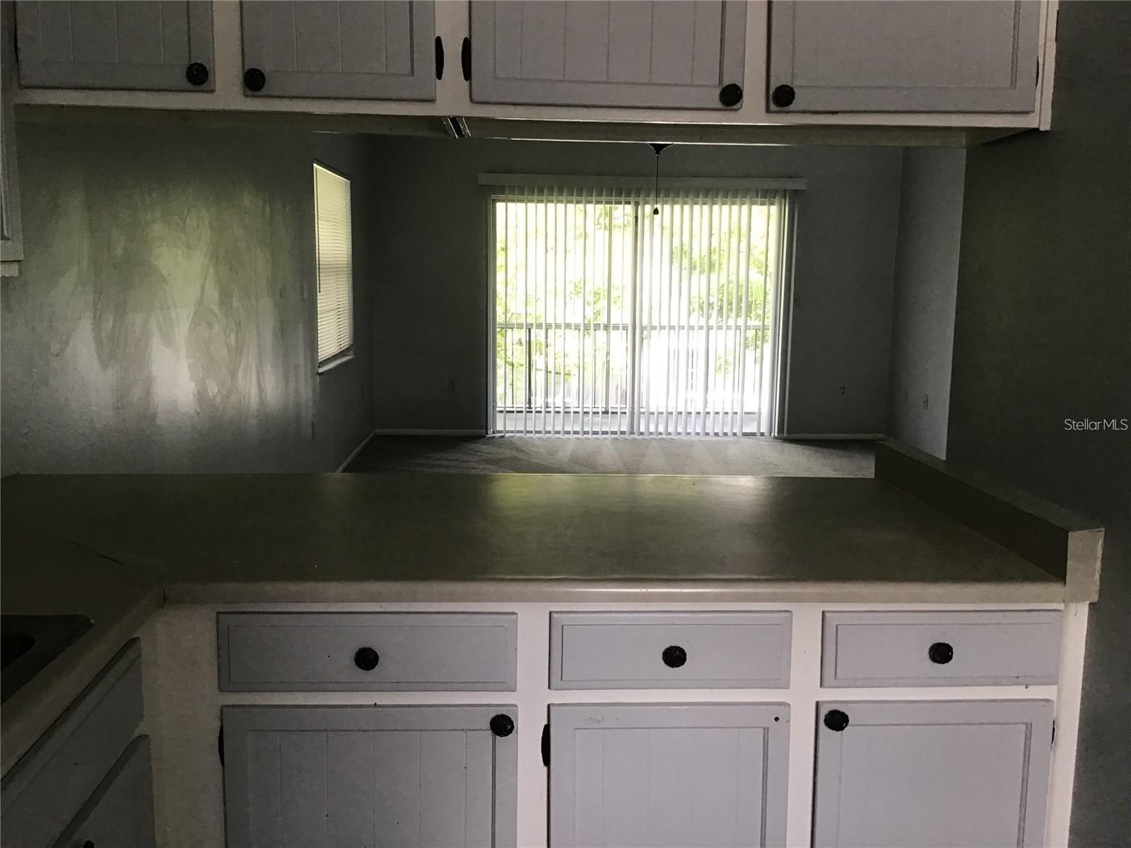 Image 3 of 14 For 6037 Amberly Court F35