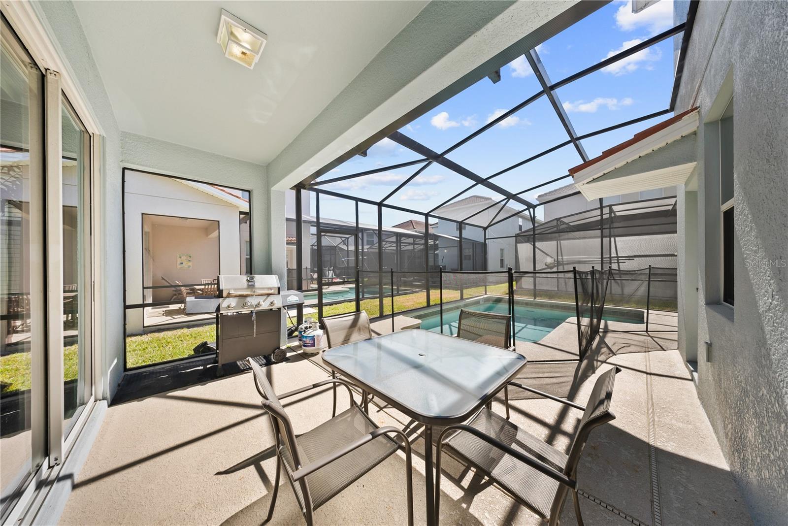 Image 30 of 76 For 8960 Bismarck Palm Rd