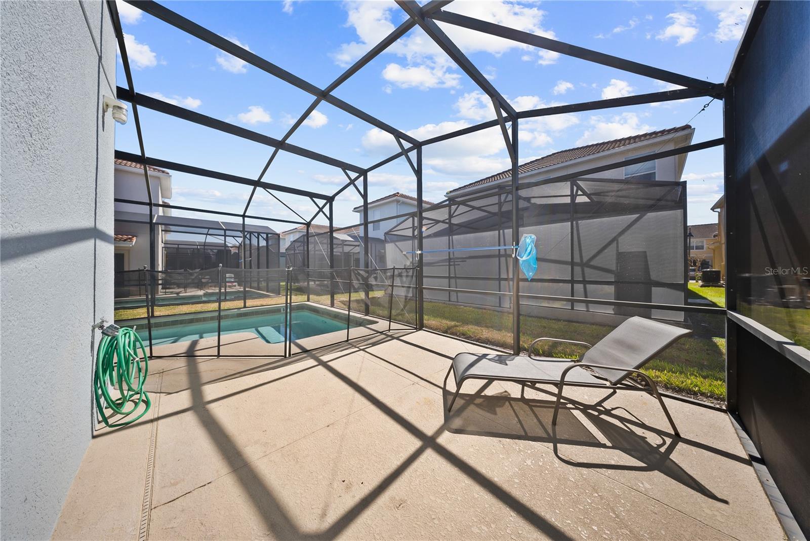 Image 31 of 76 For 8960 Bismarck Palm Rd