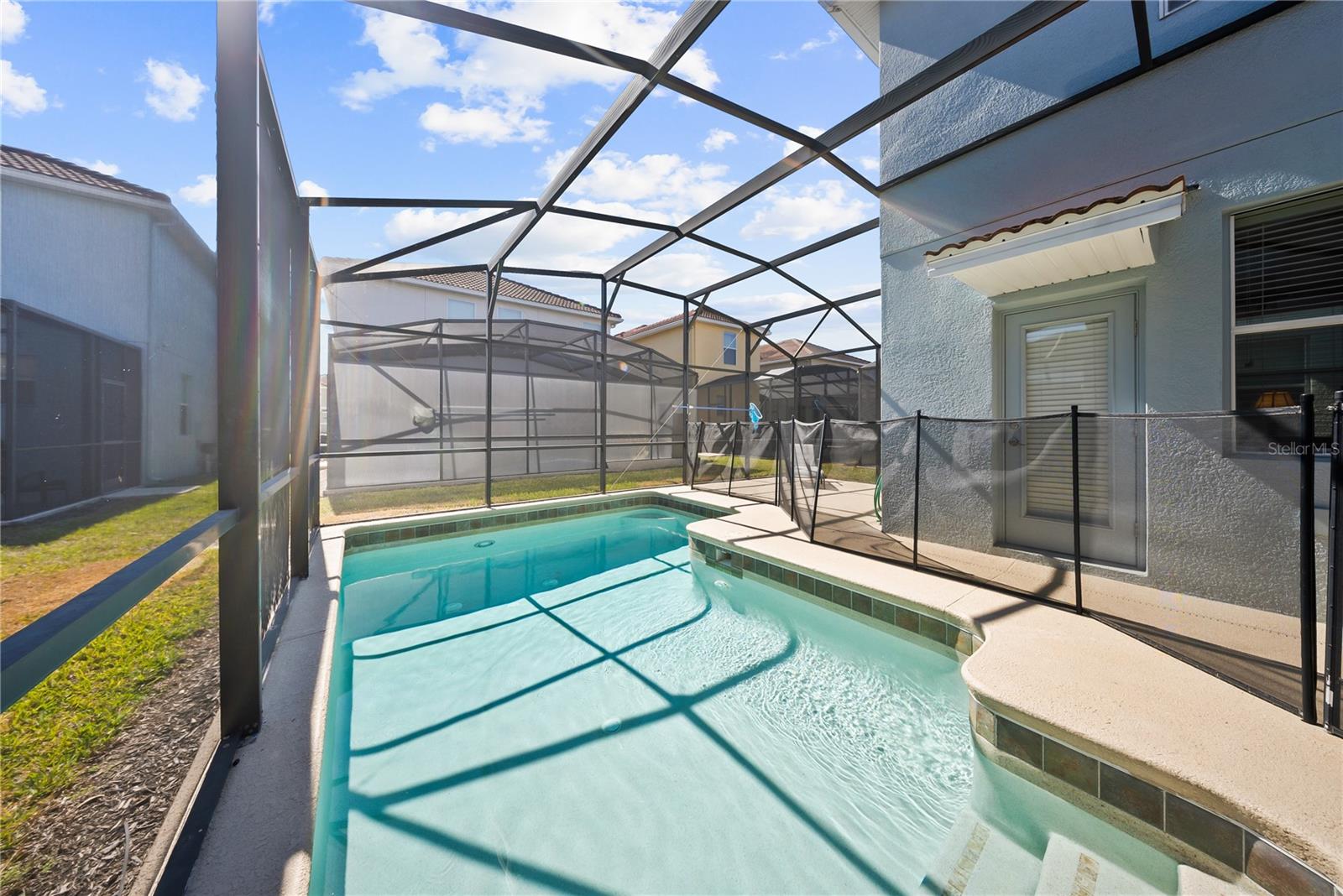 Image 33 of 76 For 8960 Bismarck Palm Rd