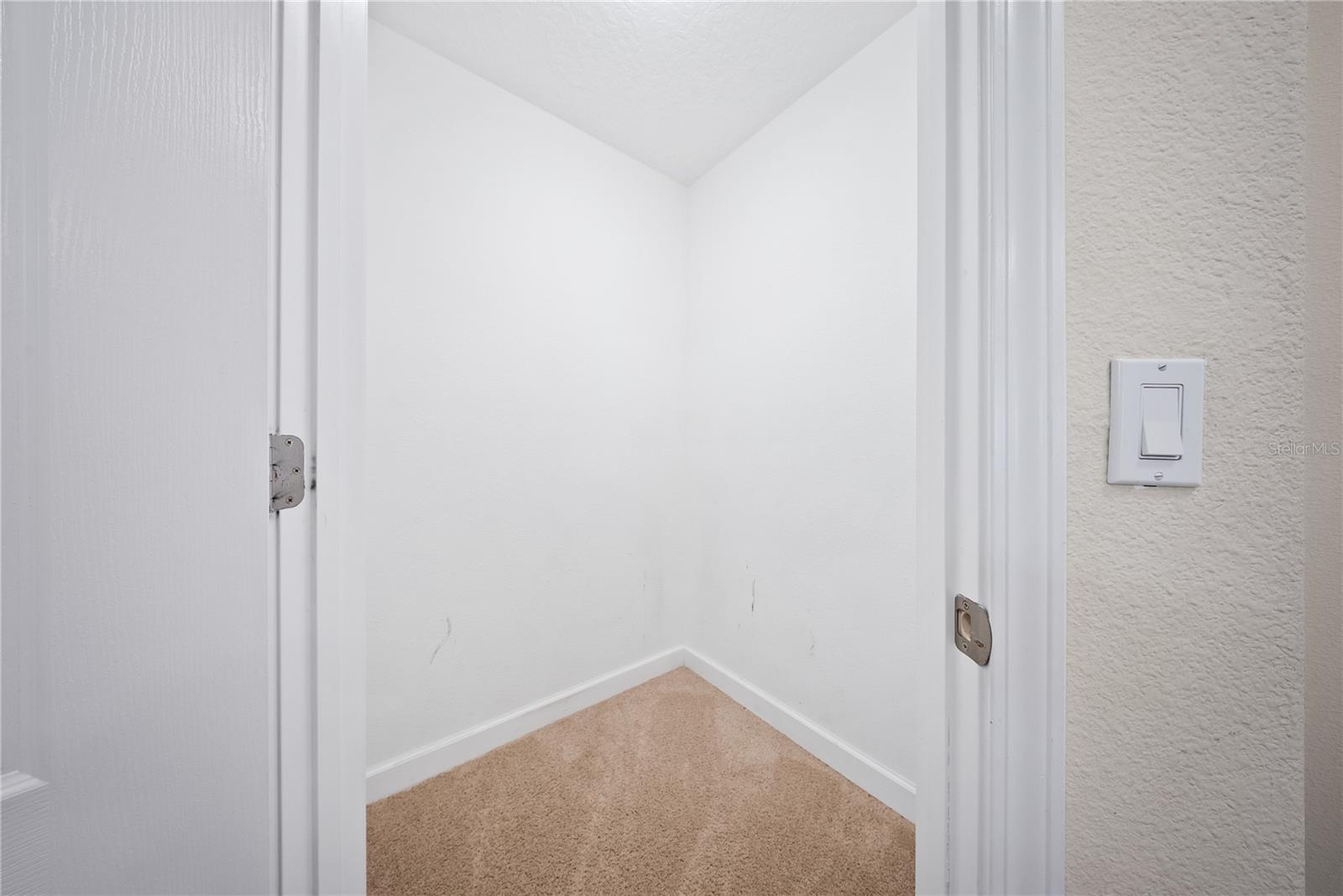 Image 52 of 76 For 8960 Bismarck Palm Rd