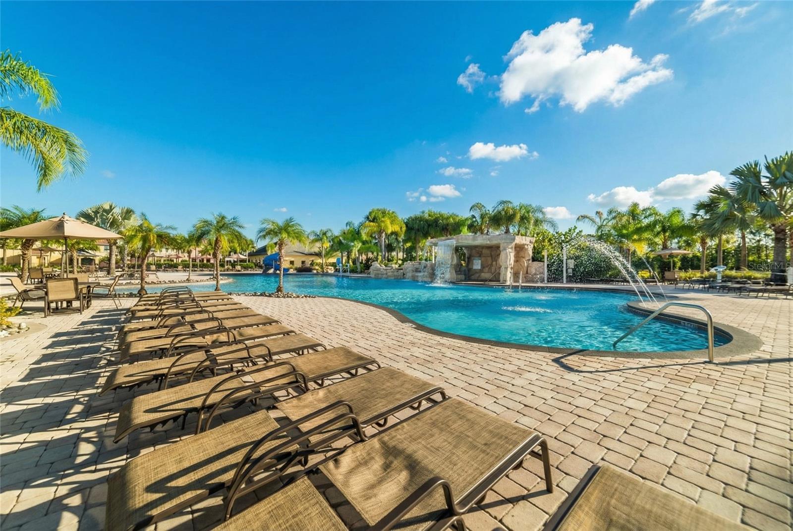 Image 56 of 76 For 8960 Bismarck Palm Rd