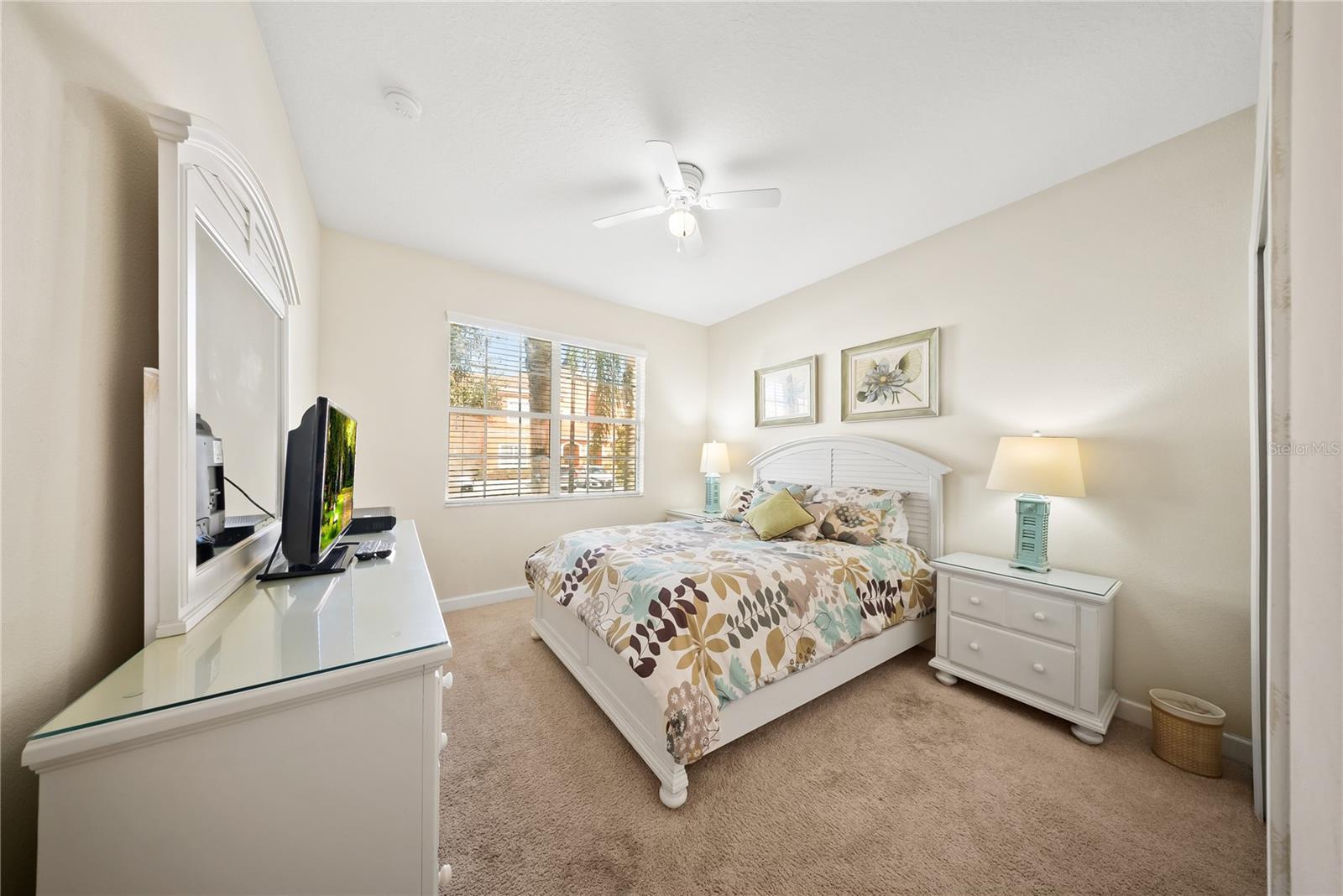 Image 7 of 76 For 8960 Bismarck Palm Rd