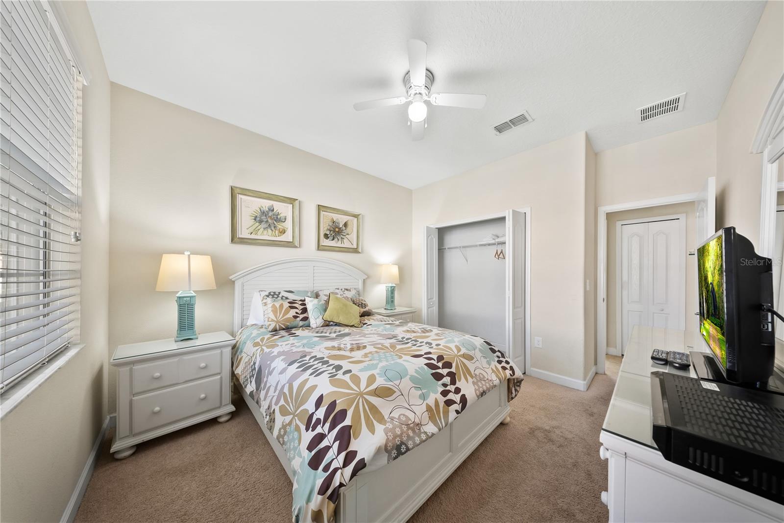 Image 8 of 76 For 8960 Bismarck Palm Rd