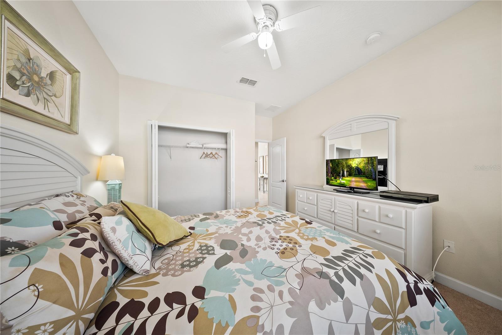 Image 9 of 76 For 8960 Bismarck Palm Rd