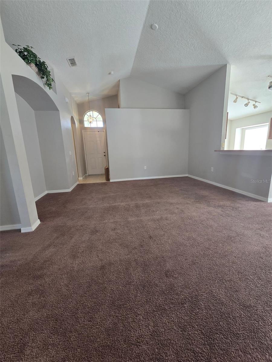 Image 13 of 38 For 229 Ronaldale Avenue