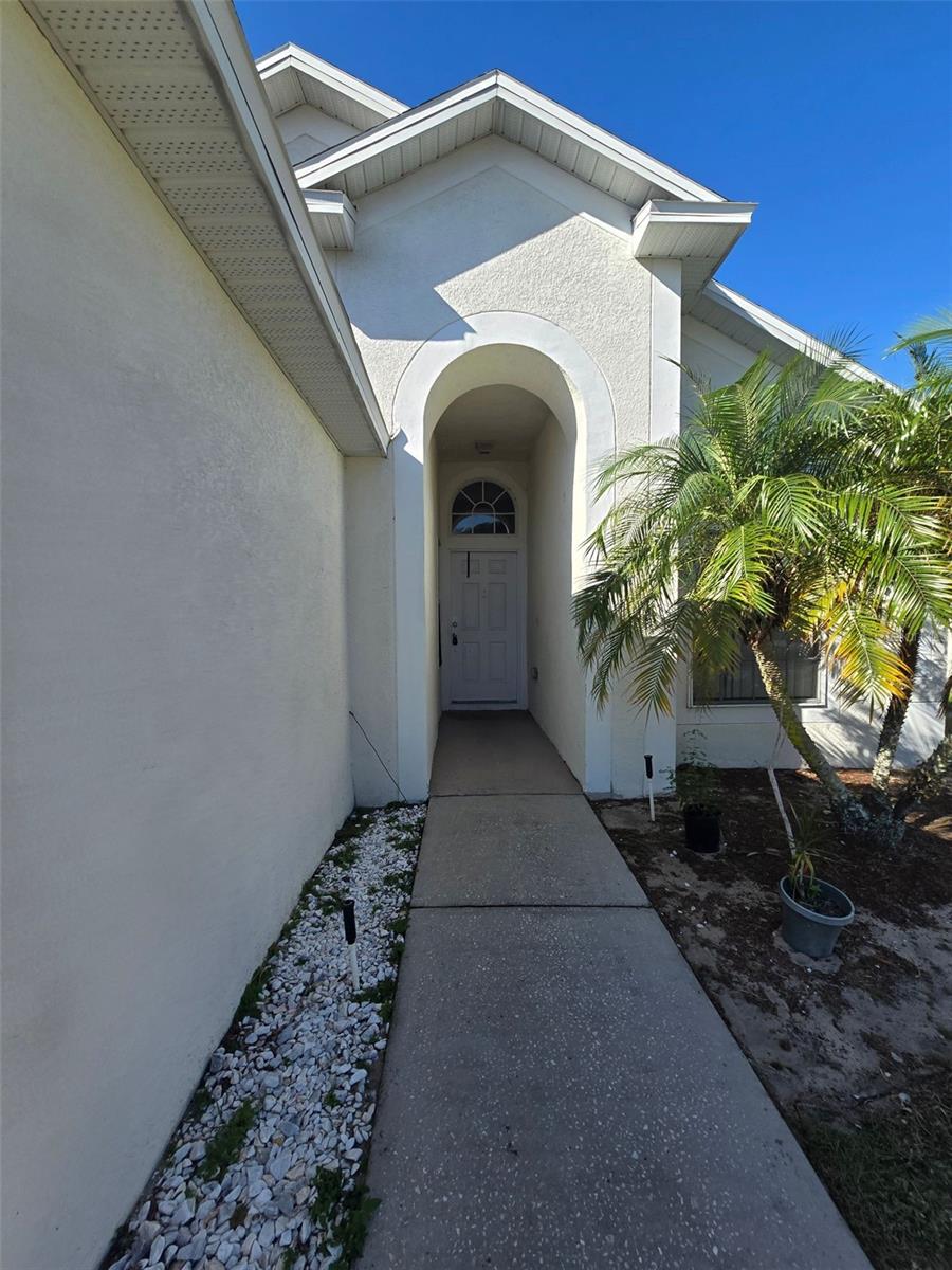 Image 2 of 38 For 229 Ronaldale Avenue