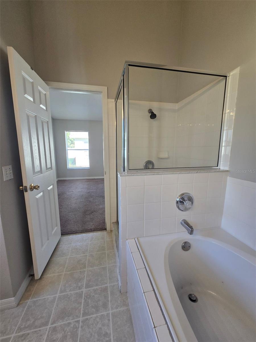 Image 31 of 38 For 229 Ronaldale Avenue