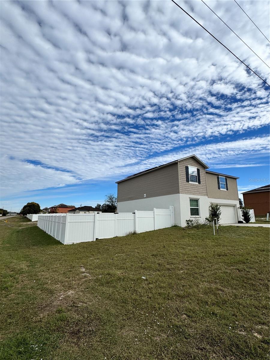 Image 2 of 32 For 803 James Drive