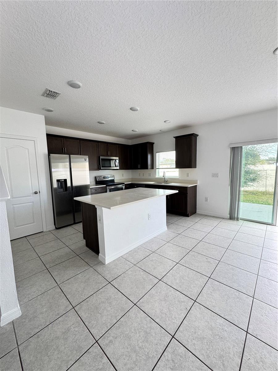 Image 9 of 32 For 803 James Drive