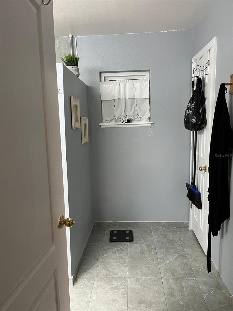 Image 18 of 34 For 303 Baccarat Court