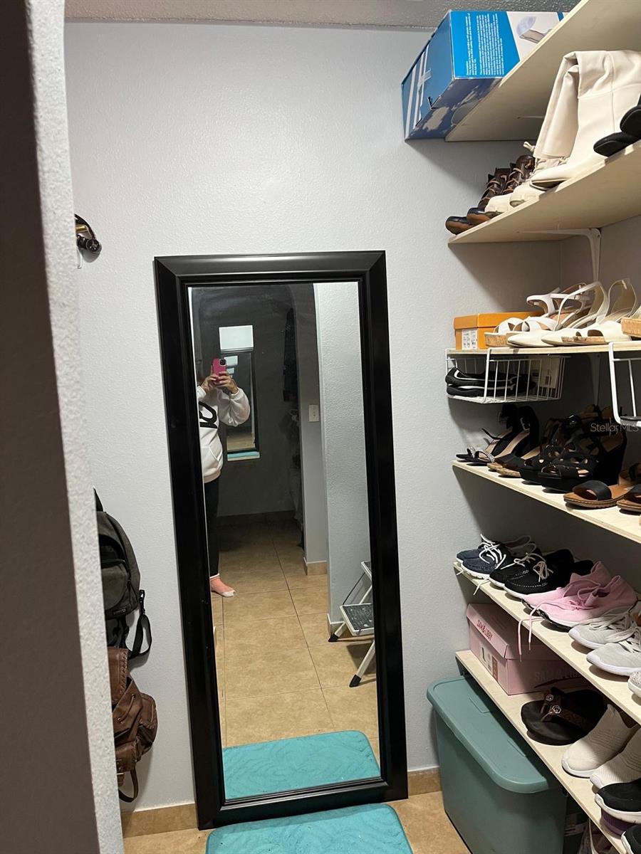 Image 20 of 34 For 303 Baccarat Court