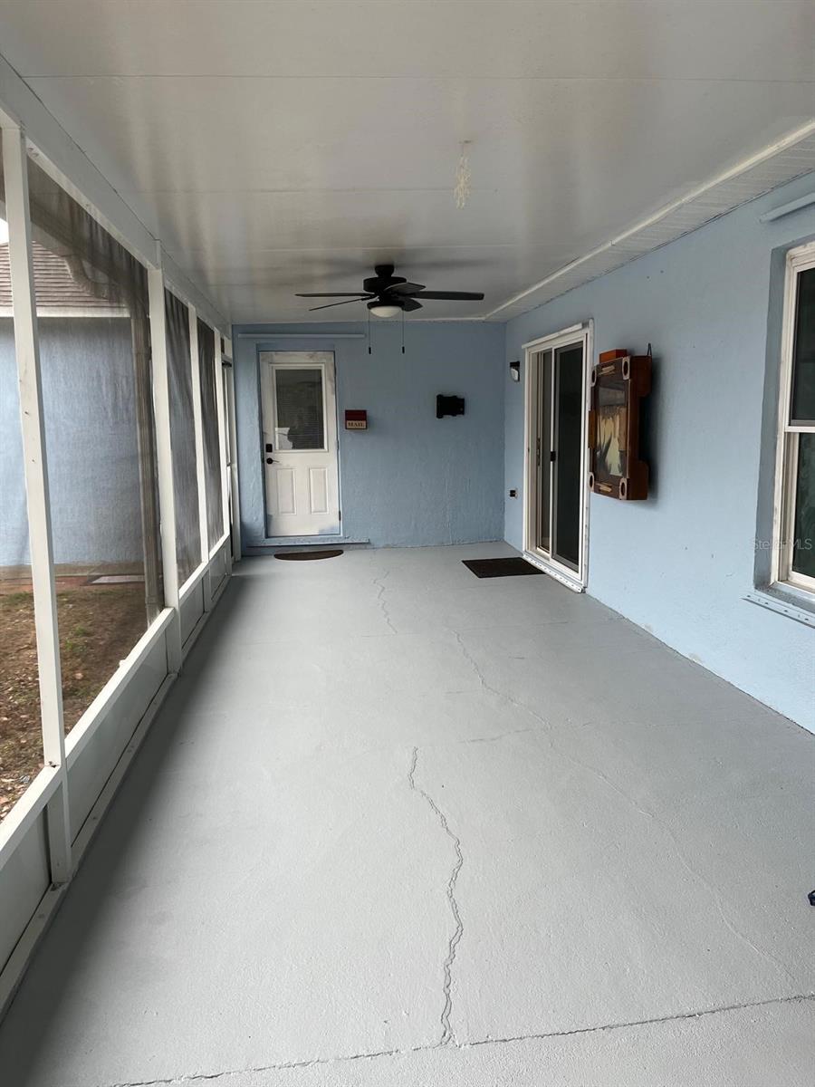 Image 23 of 34 For 303 Baccarat Court