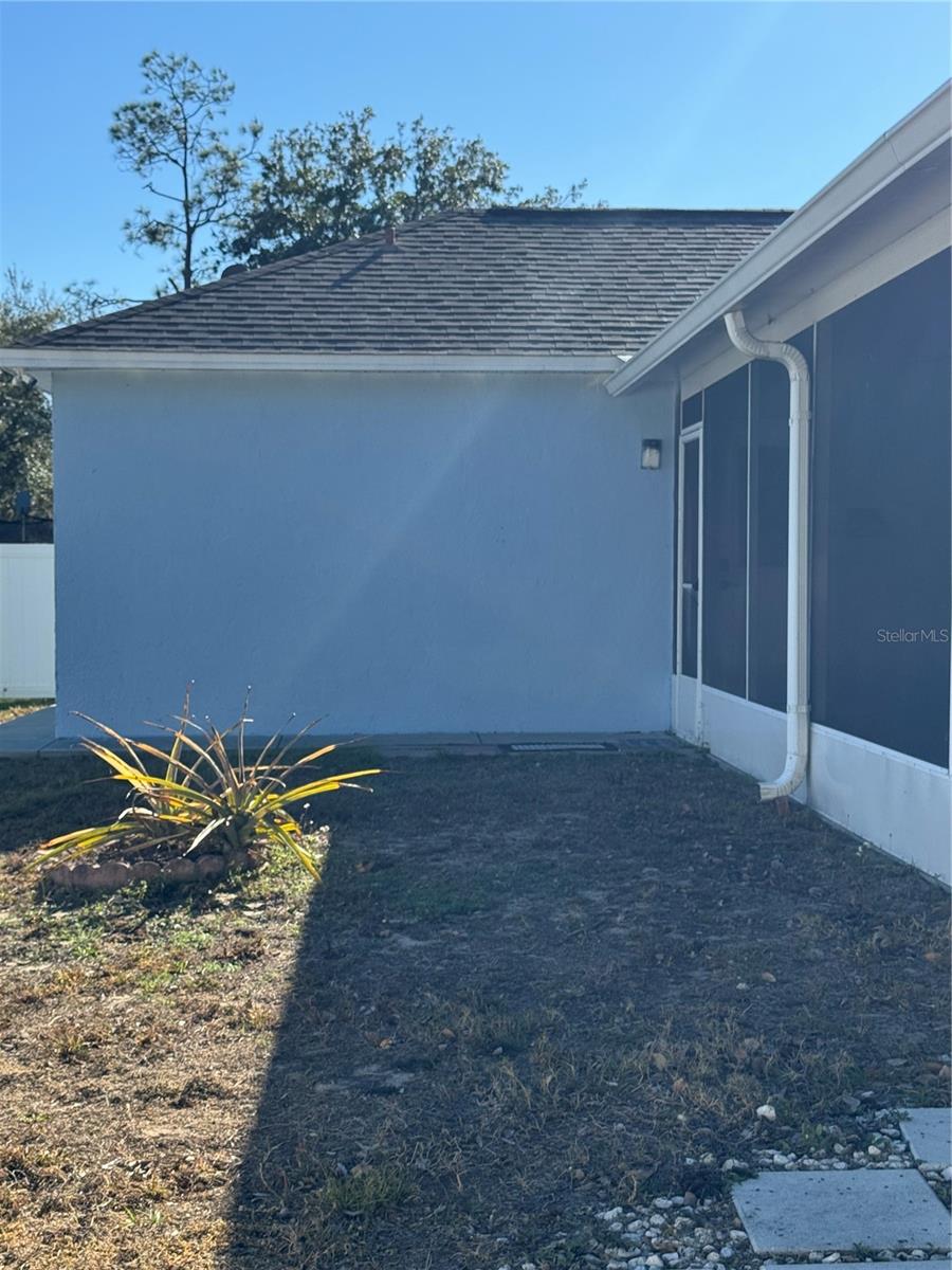 Image 29 of 34 For 303 Baccarat Court