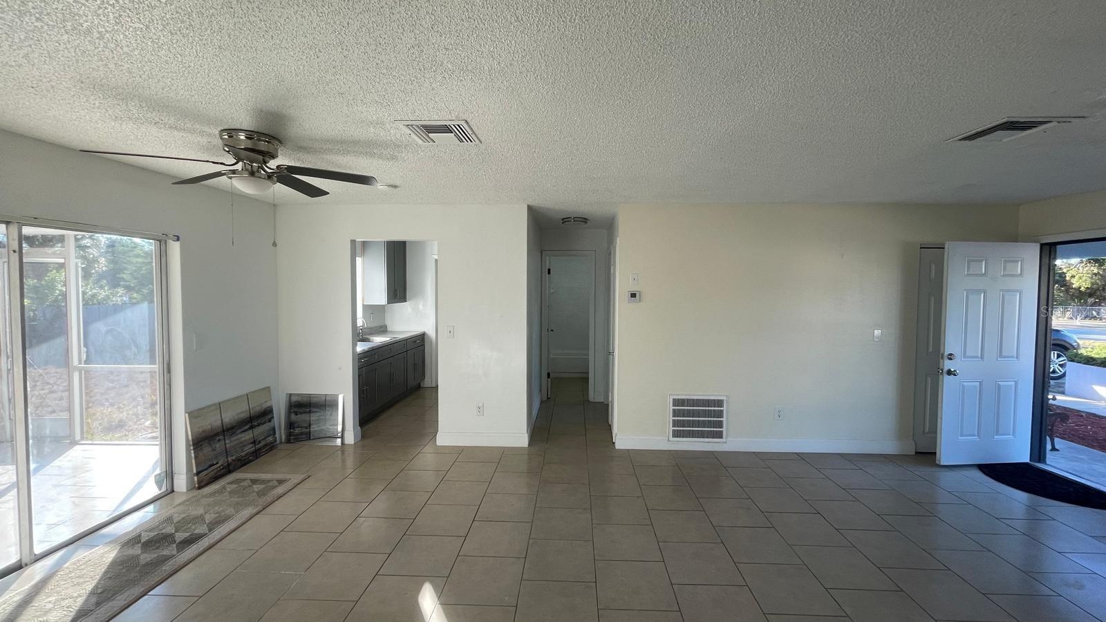 Image 7 of 9 For 2633 Beal Street