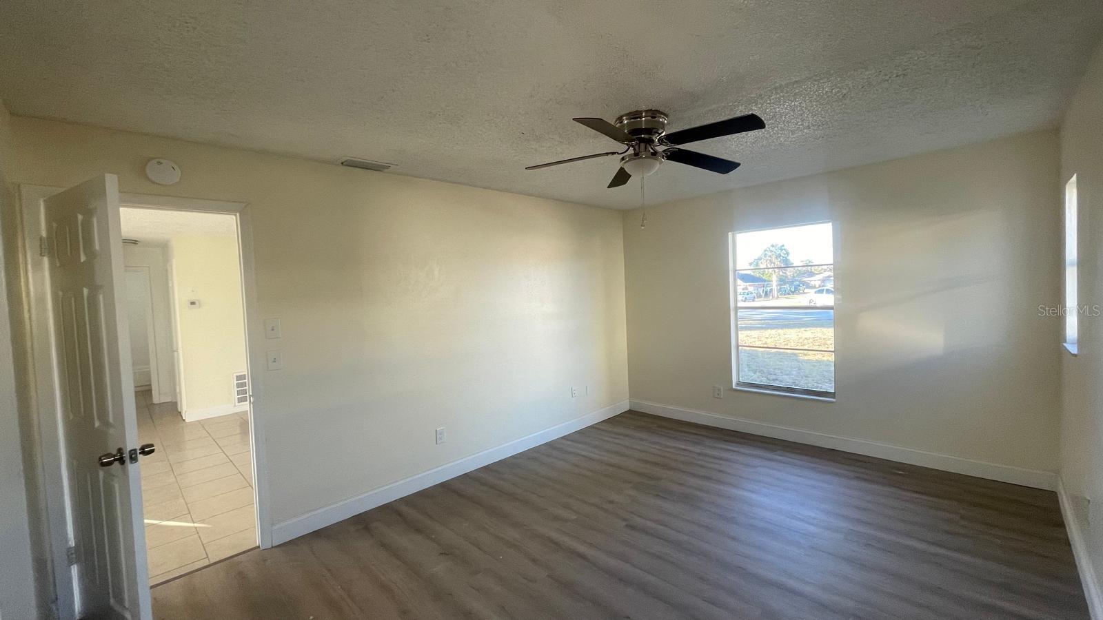 Image 8 of 9 For 2633 Beal Street