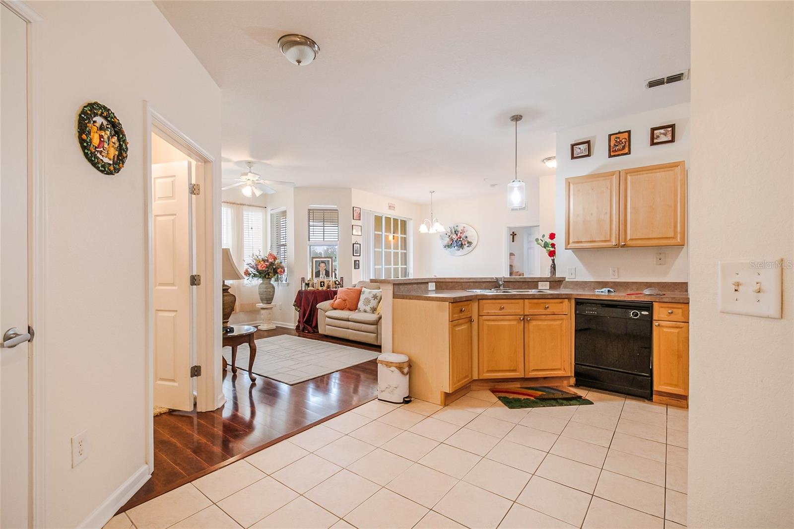 Image 5 of 46 For 612 Terrace Ridge Circle 612