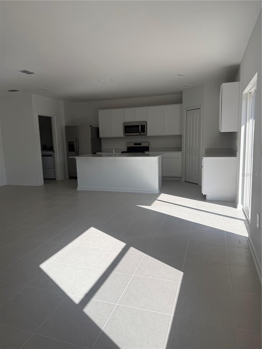 Image 4 of 14 For 3622 Hardman Drive