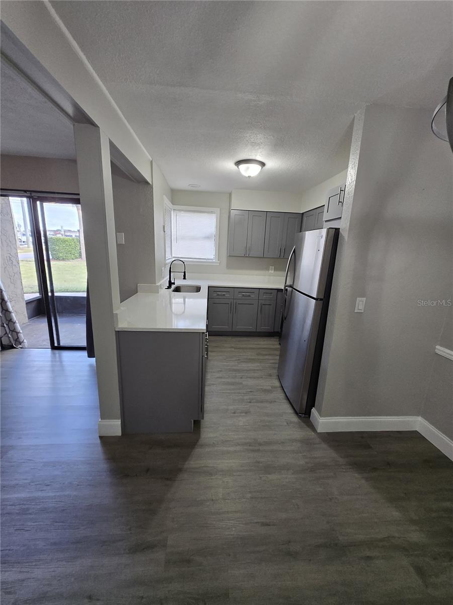 Image 4 of 16 For 3044 Antique Oaks Circle Apt 177