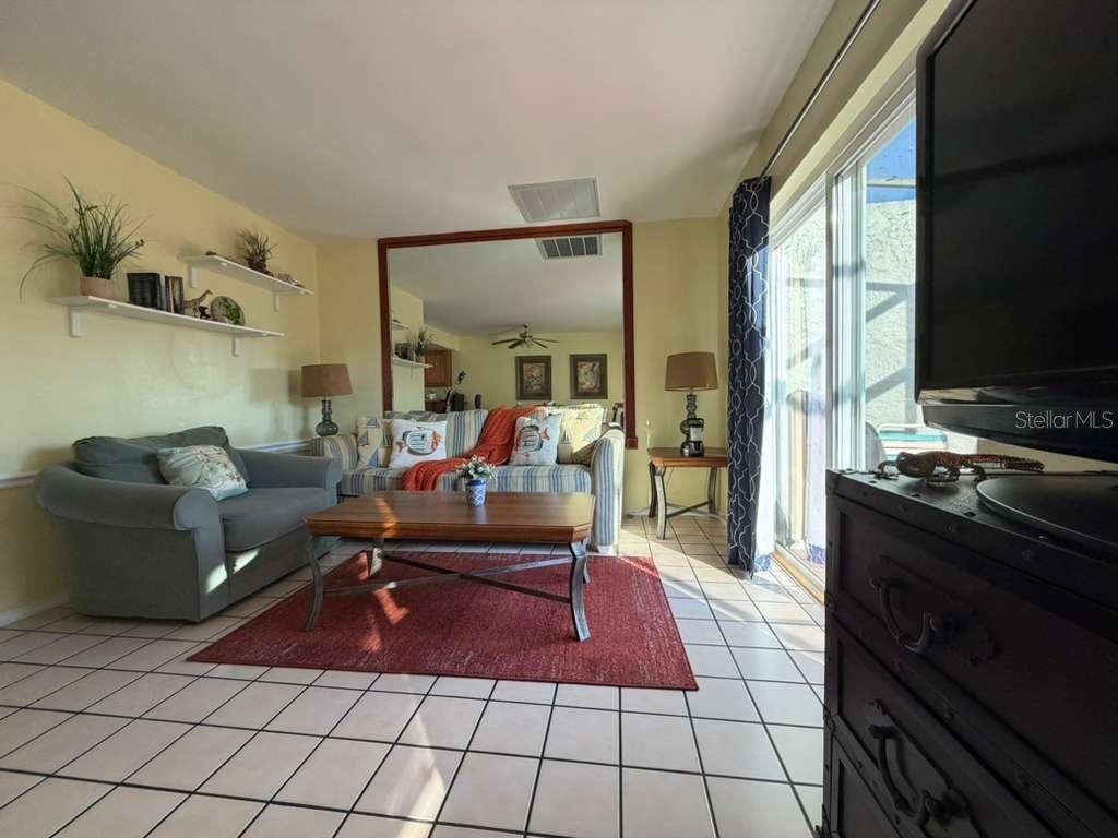 Image 12 of 38 For 3197 Sea World Court