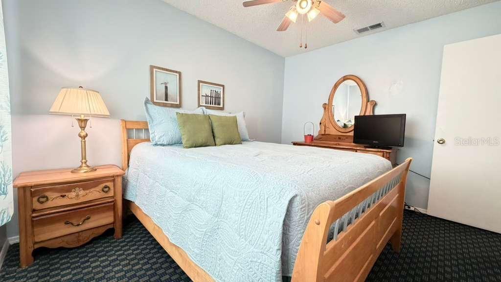 Image 21 of 38 For 3197 Sea World Court