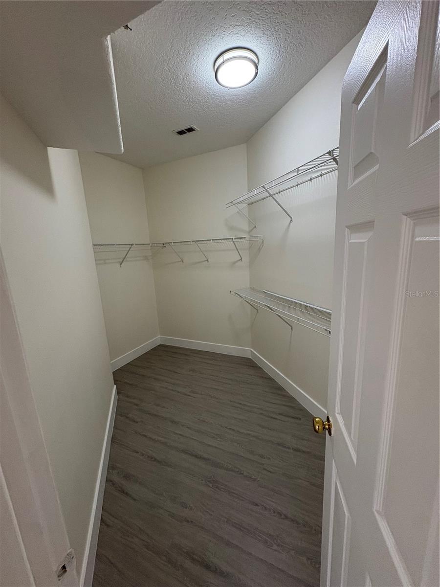 Image 10 of 20 For 1456 Sun Meadow Drive