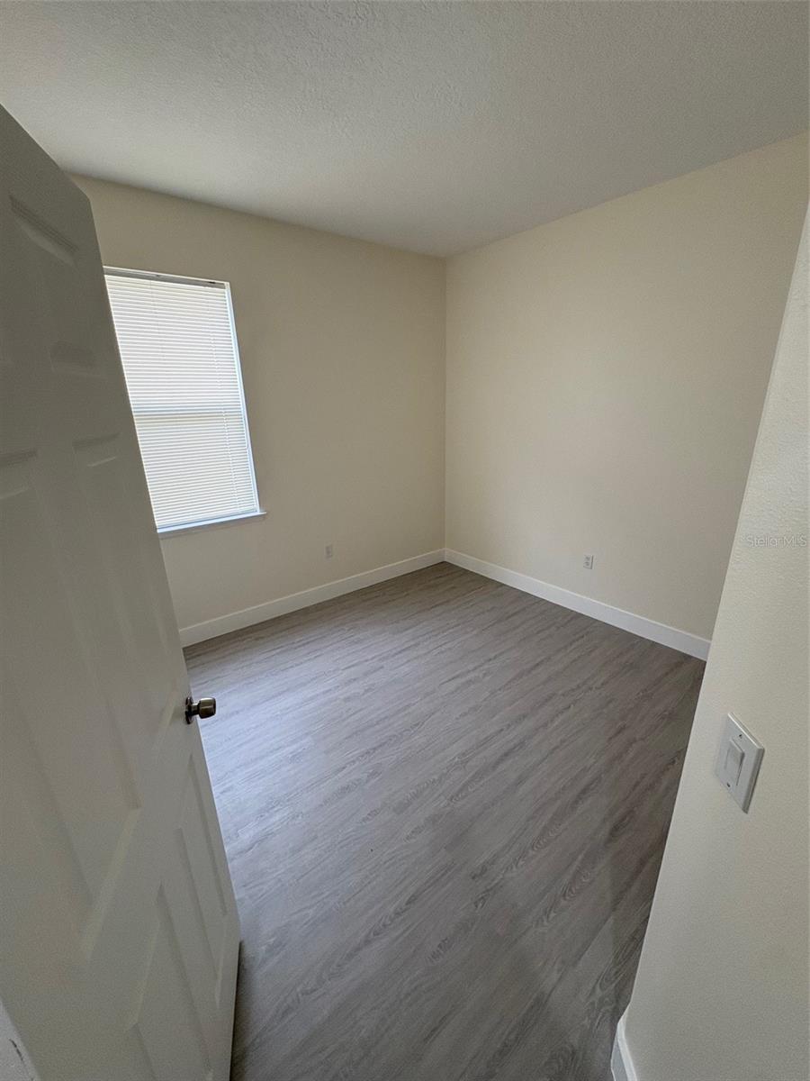 Image 16 of 20 For 1456 Sun Meadow Drive