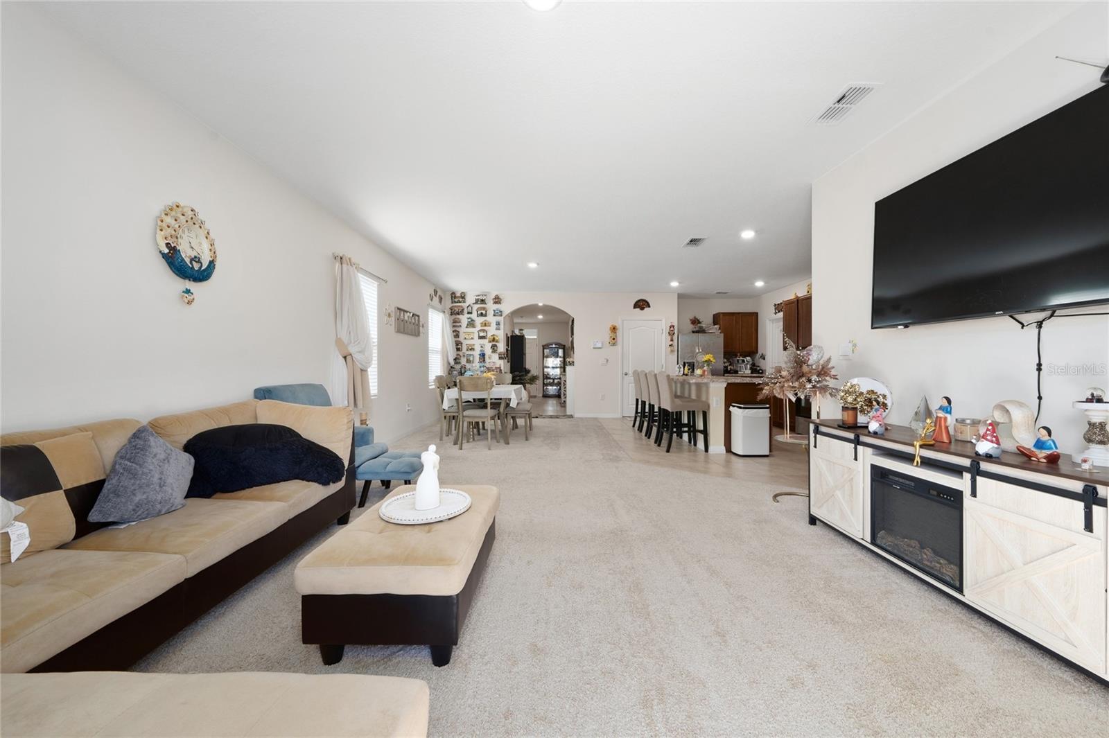 Image 10 of 34 For 297 Gina Lane