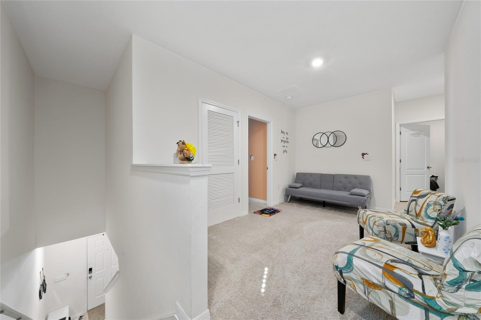 Image 13 of 34 For 297 Gina Lane