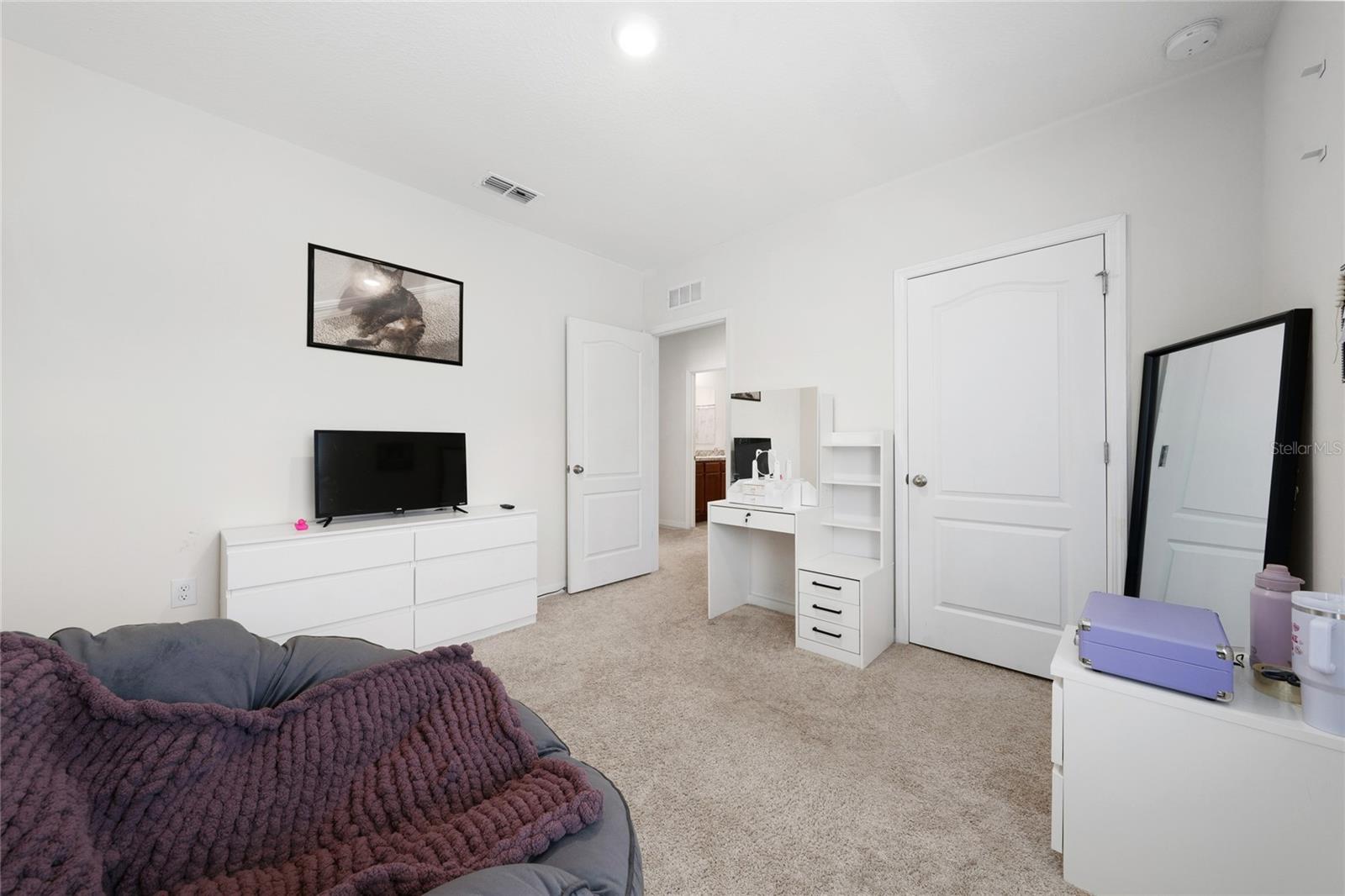 Image 23 of 34 For 297 Gina Lane