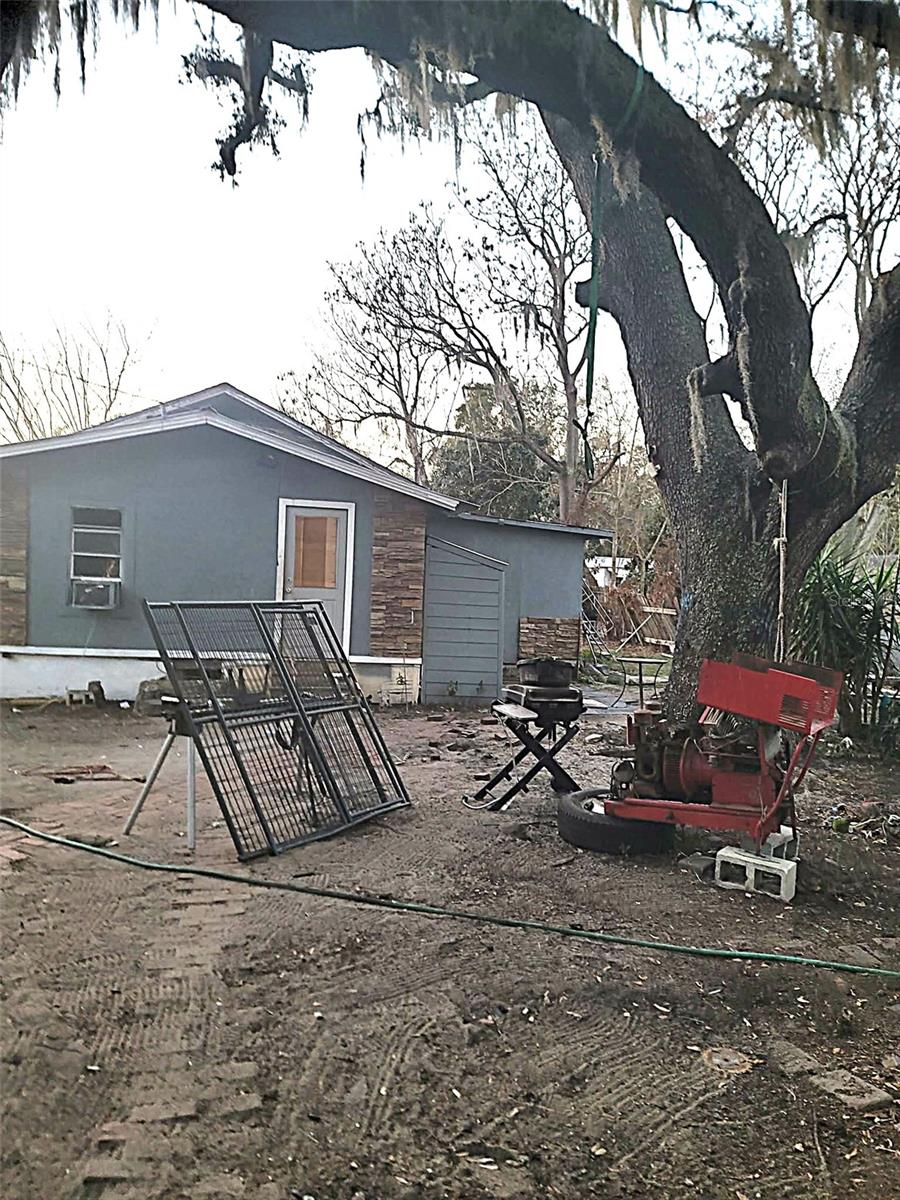 Image 2 of 13 For 1523 County Road 547 N