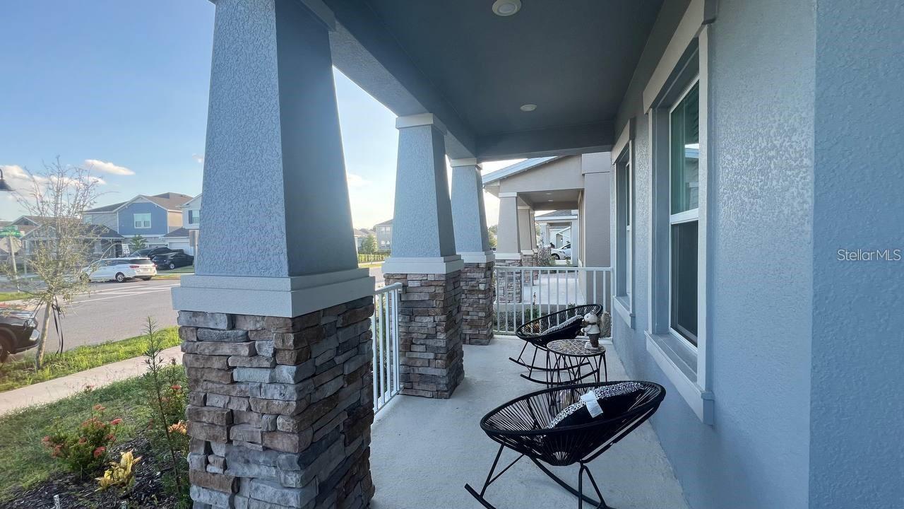 Image 3 of 33 For 11701 Language Way