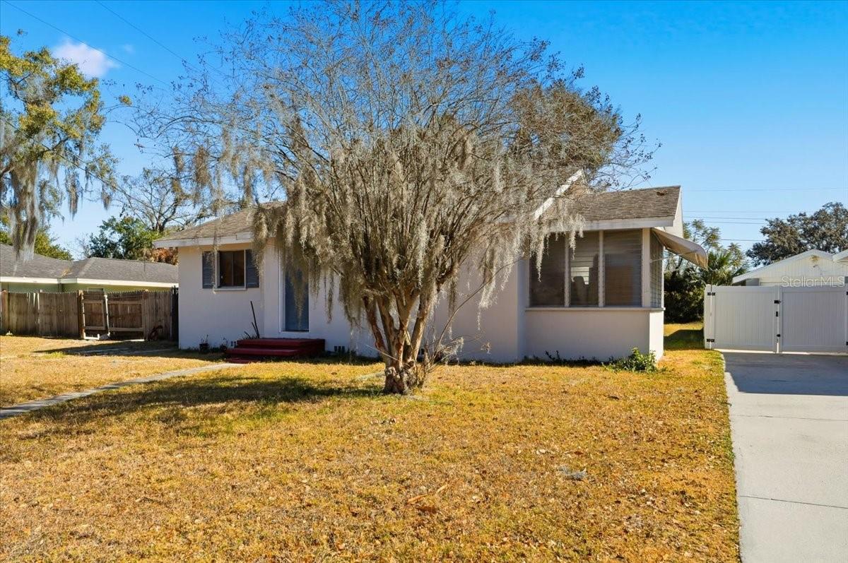 Image 24 of 31 For 104 14th Street Se