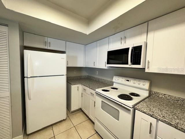 Image 16 of 19 For 801 Del Prado Drive