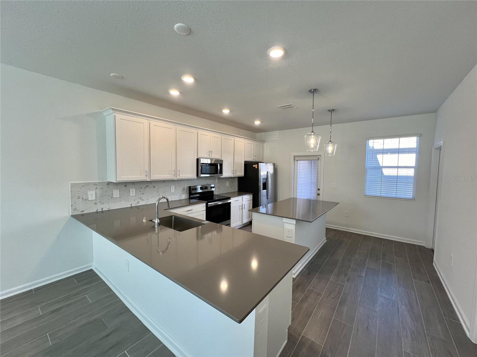 Image 4 of 29 For 1678 Contentment Loop