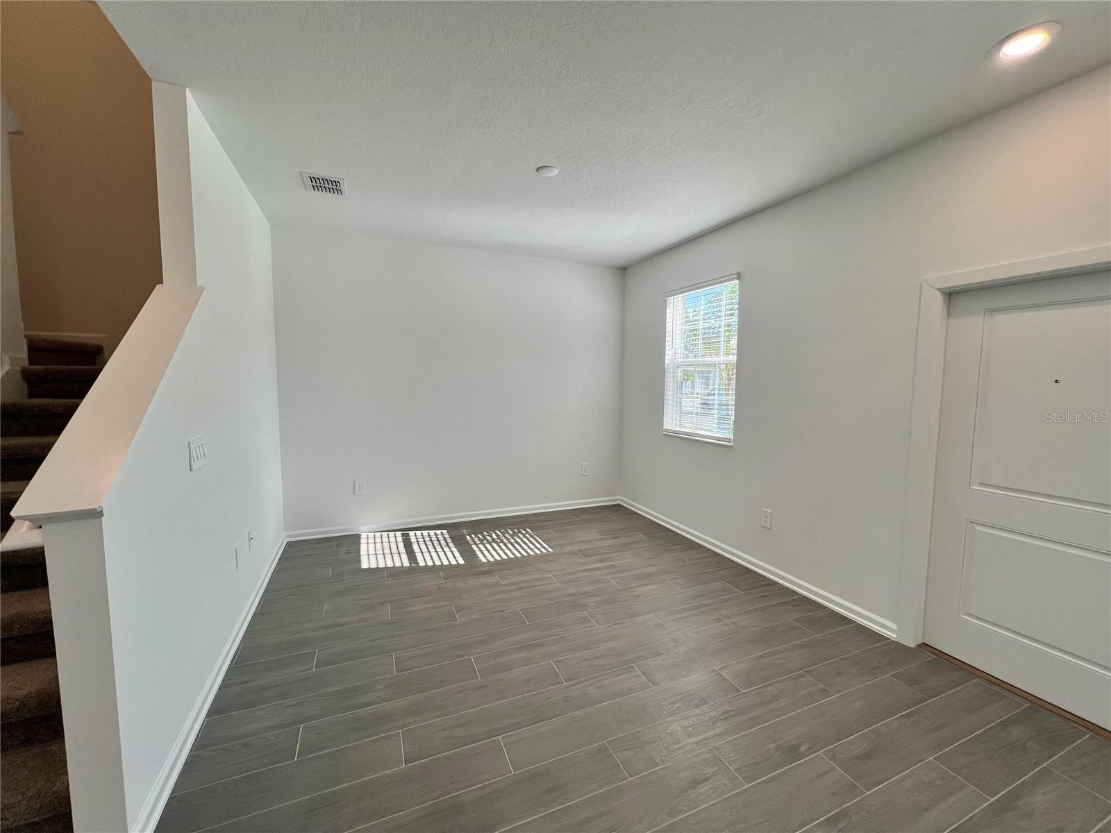 Image 7 of 29 For 1678 Contentment Loop