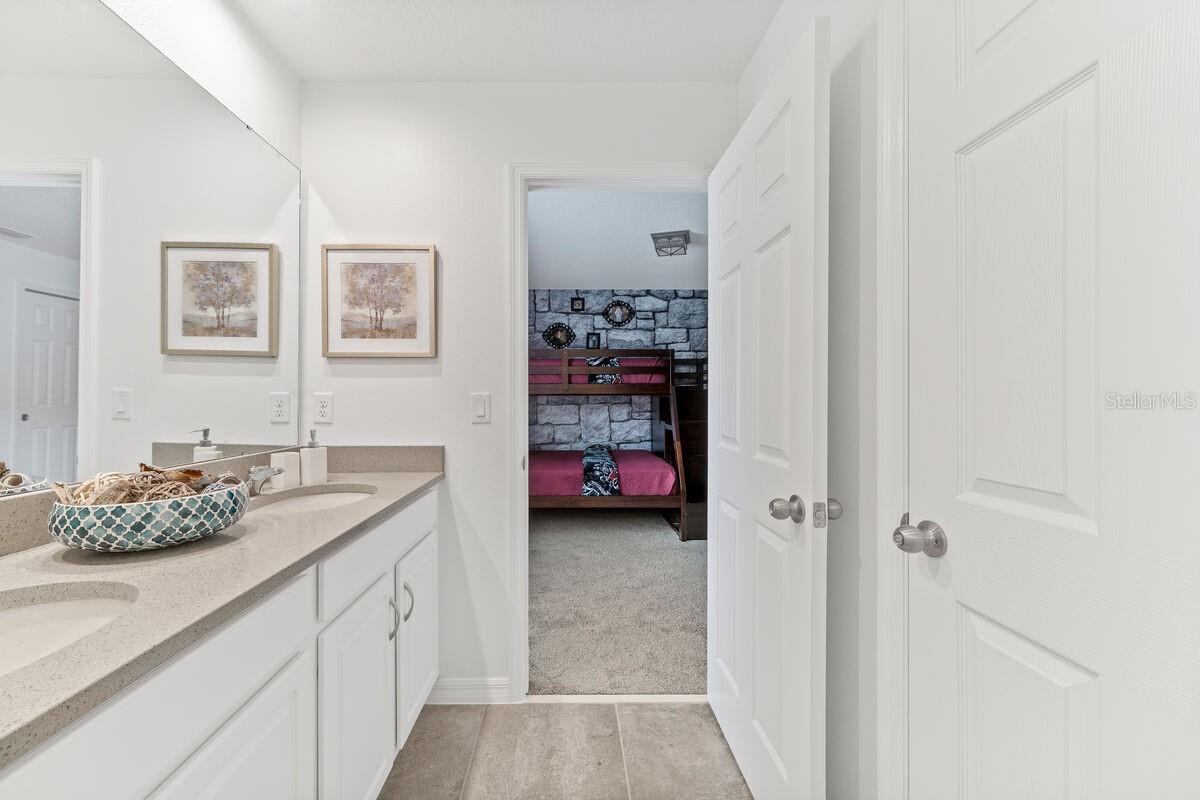 Listing photo id 21 for 8951 Hilton Ridge Avenue