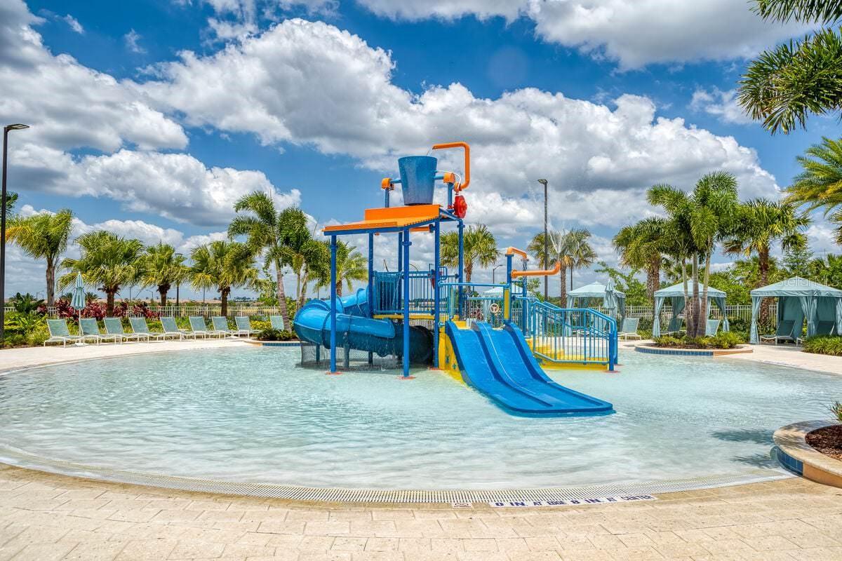 Listing photo id 30 for 8951 Hilton Ridge Avenue