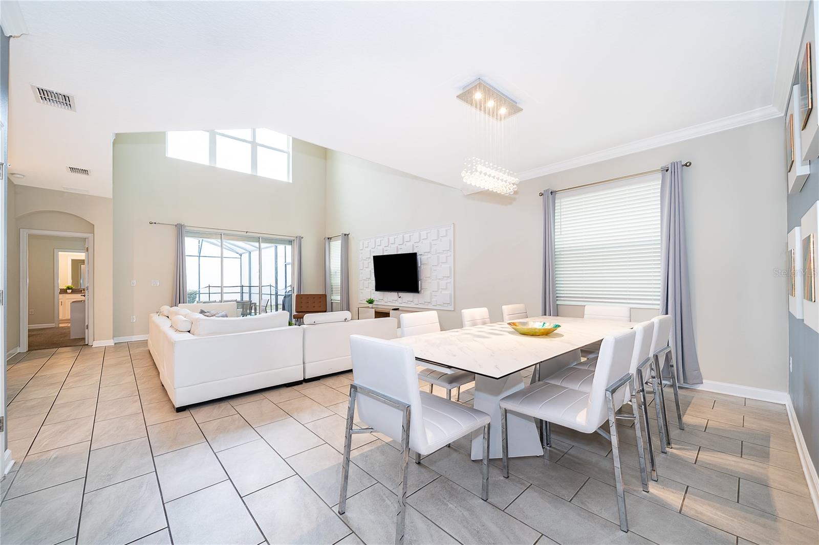 Image 26 of 79 For 4352 Quote Street